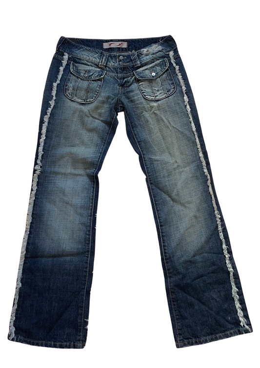 Low waisted jeans